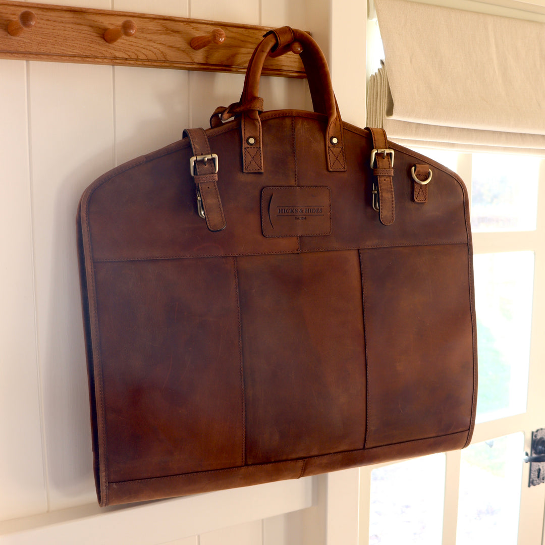 Chadlington Suit Carrier – Hicks and Hides